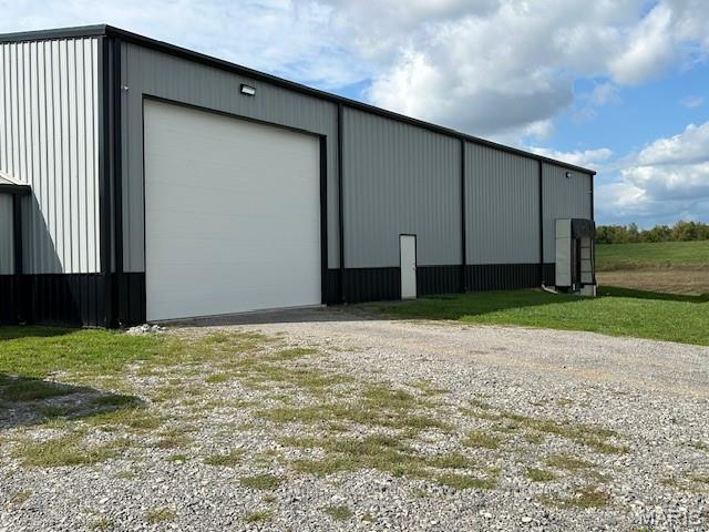 0000 - Commercial Sale