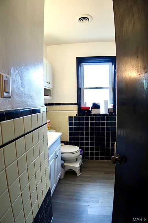 Balsons Sub Of Shaftesbury Heights - Residential Income