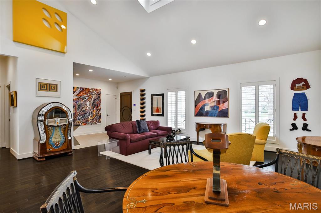 Clayton Gardens - Residential