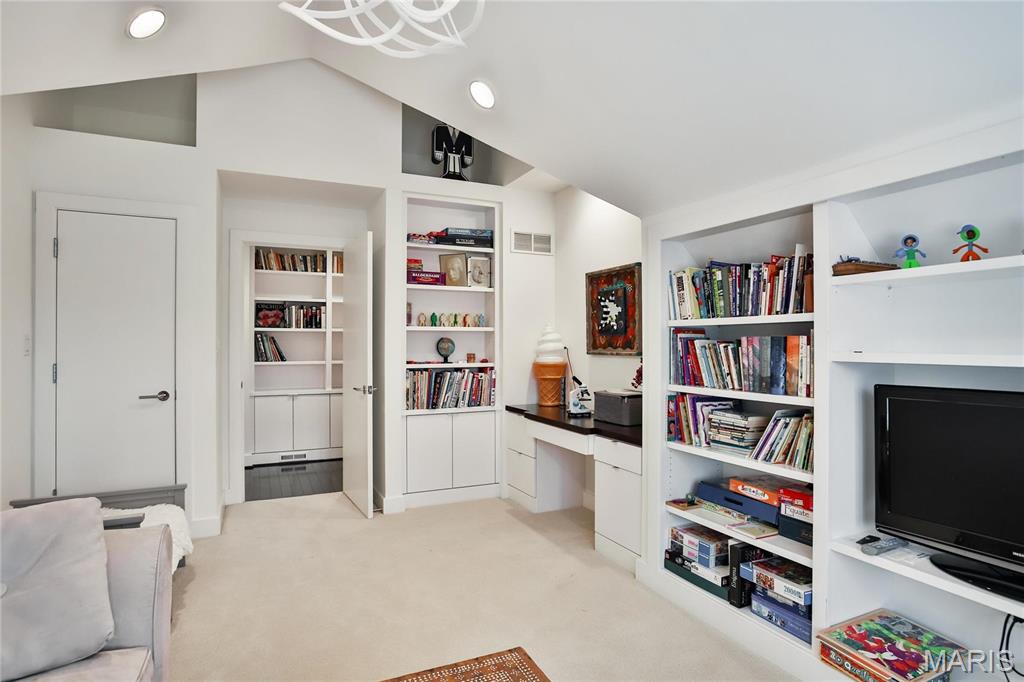 Clayton Gardens - Residential