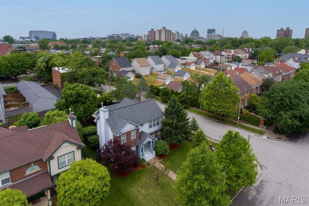 Photo of 4166 Westminster Place, St Louis, MO 63108 (MLS # 26021149)