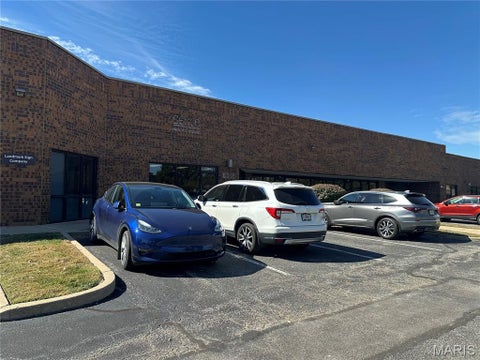 Tiny photo for 173 Chesterfield Industrial Boulevard, Chesterfield, MO 63005 (MLS # 26066824)