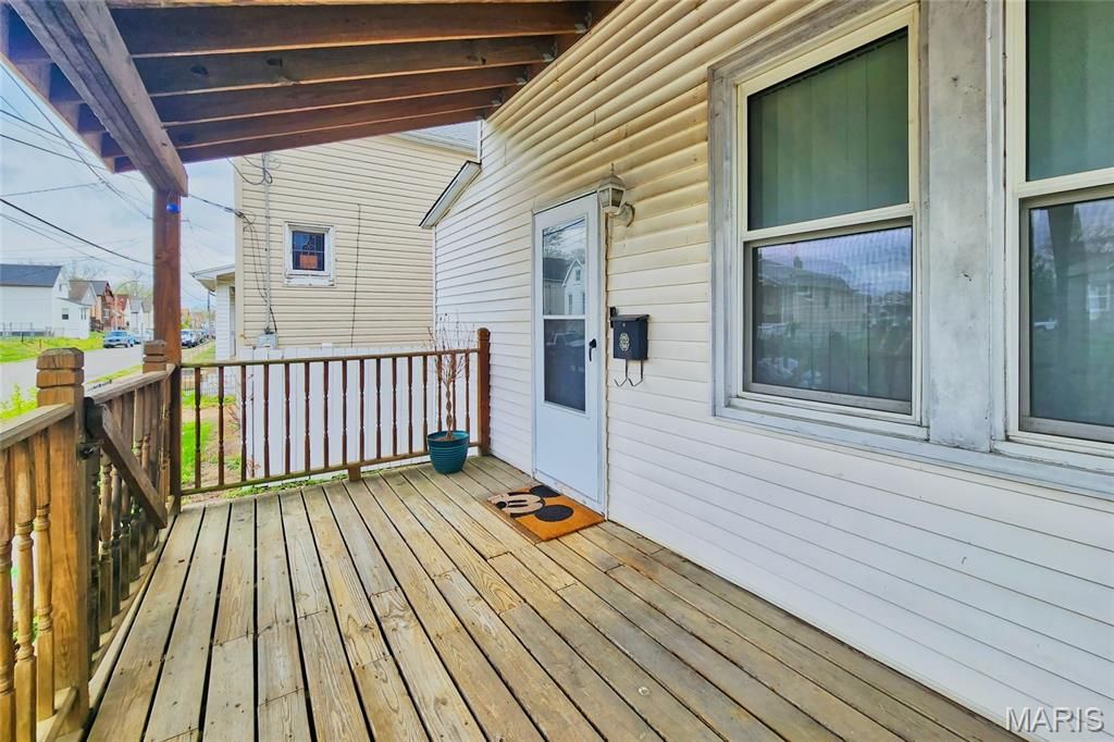 Photo of 4154 Schiller Place, St Louis, MO 63116 (MLS # 26019964)