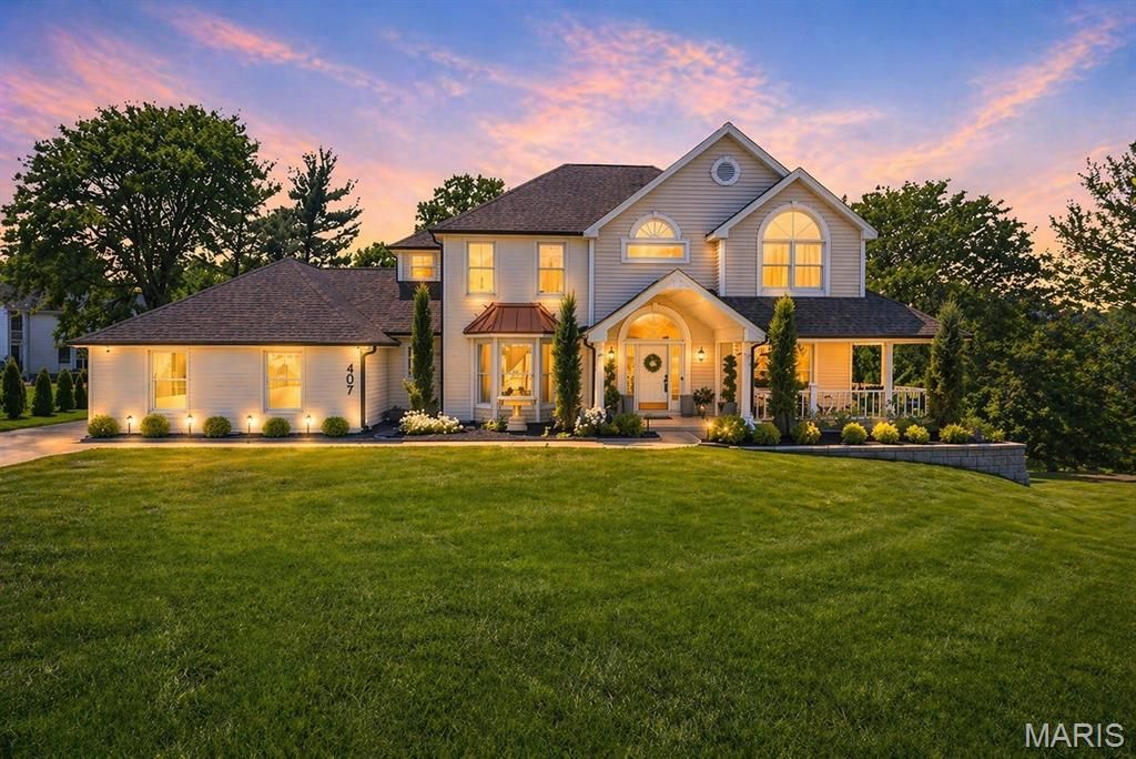 Photo of 407 Berringer Place, Ballwin, MO 63021 (MLS # 26027400)