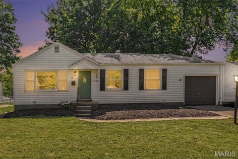 Photo of 1142 Laire Drive, St Louis, MO 63137 (MLS # 26058752)