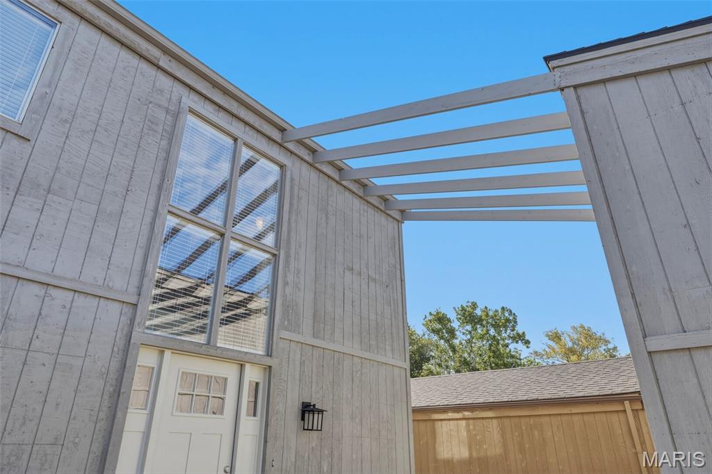 1675 Country Hill Lane