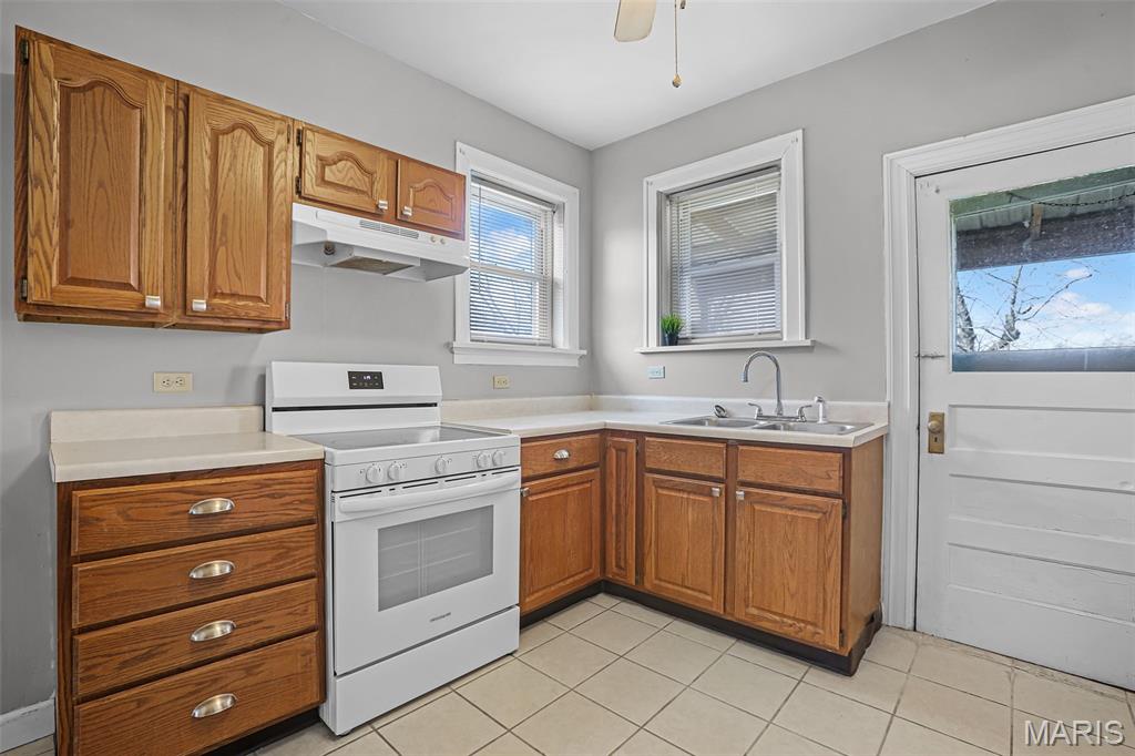 E A Kamps Riverview - Residential