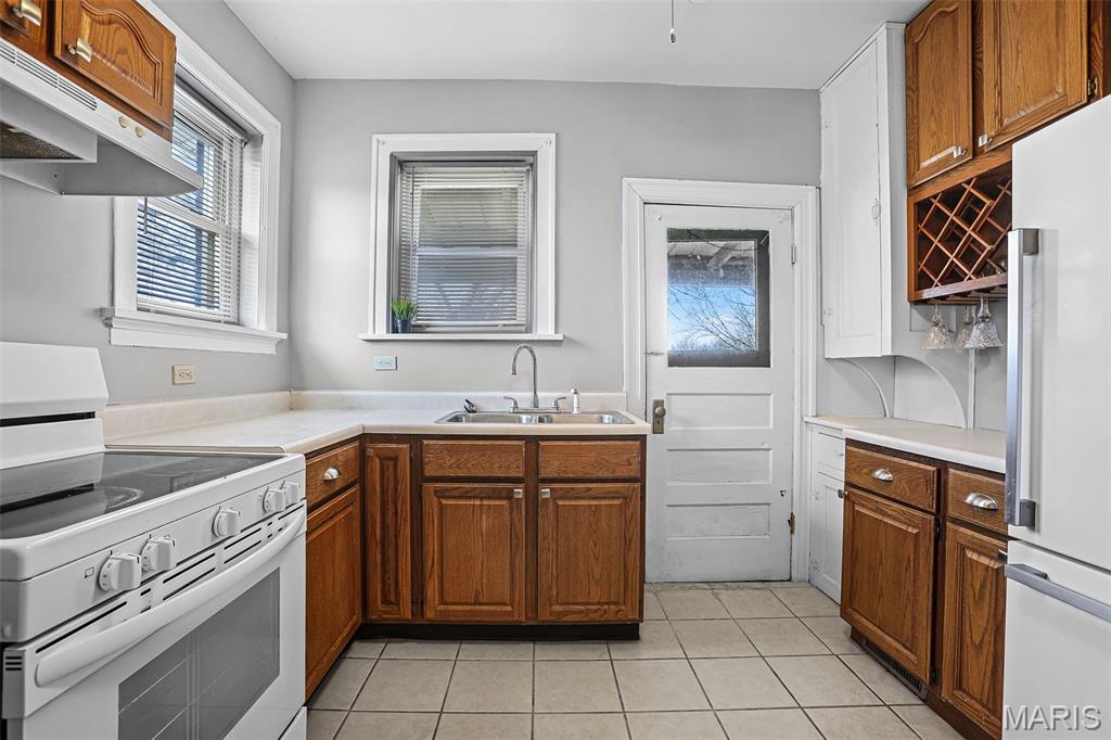 E A Kamps Riverview - Residential