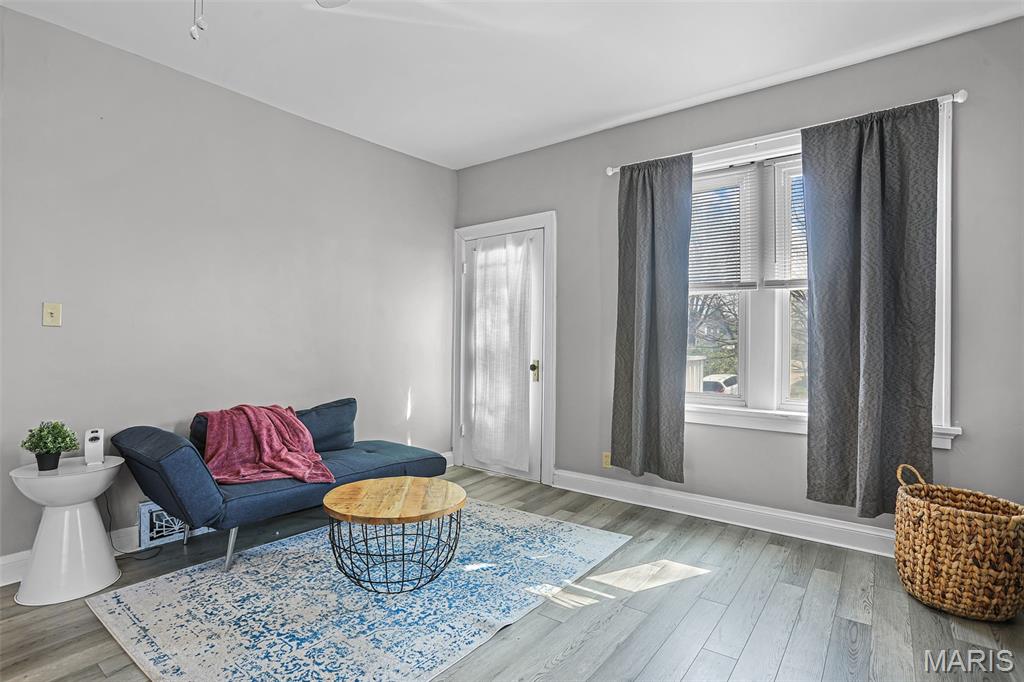 E A Kamps Riverview - Residential