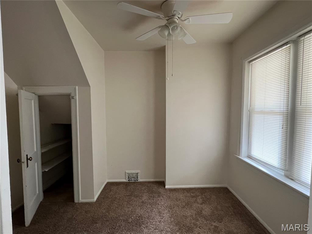 E A Kamps Riverview - Residential