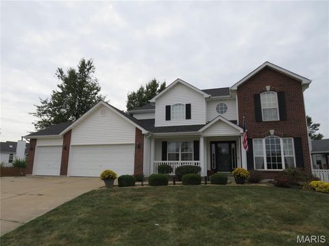 Photo of 5 Queen Victoria C Court, OFallon, MO 63366 (MLS # 25068727)