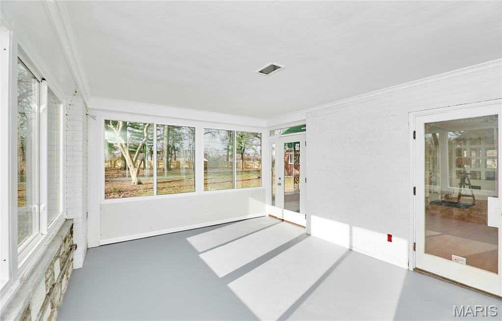 Bellerive Acres - Residential