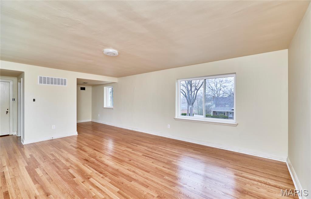 Bellerive Acres - Residential