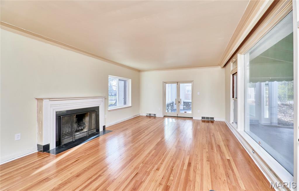 Bellerive Acres - Residential