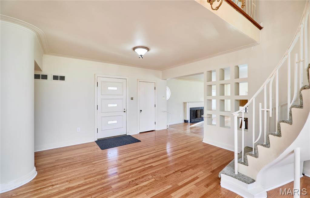 Bellerive Acres - Residential