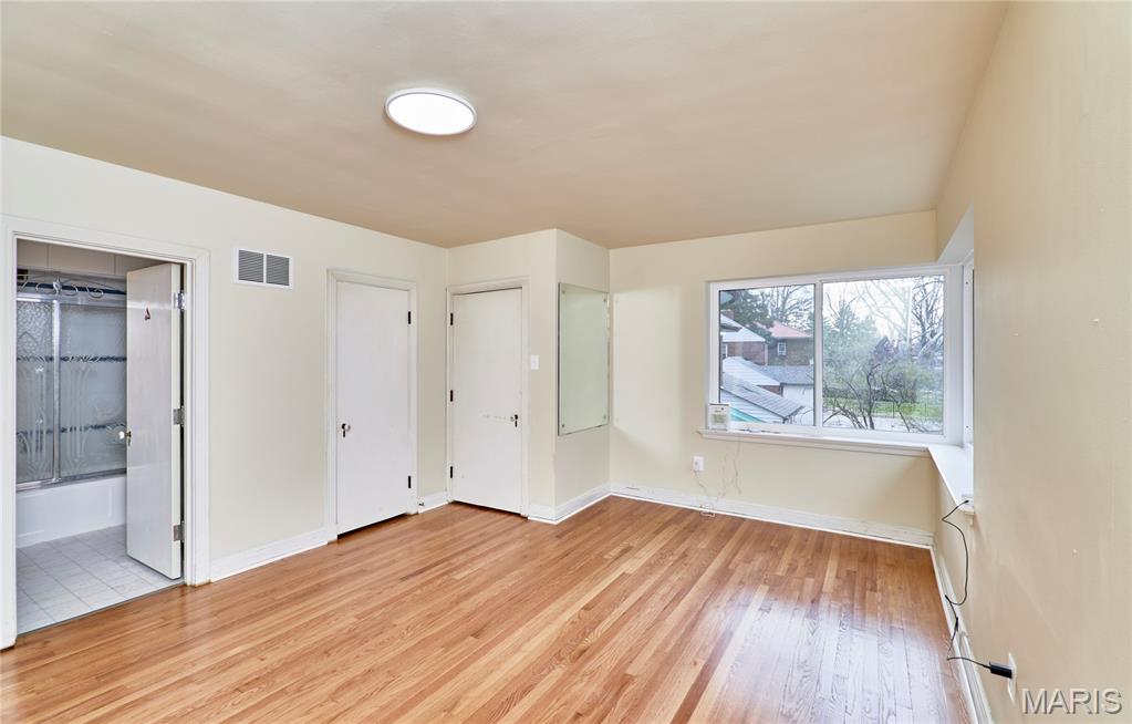 Bellerive Acres - Residential