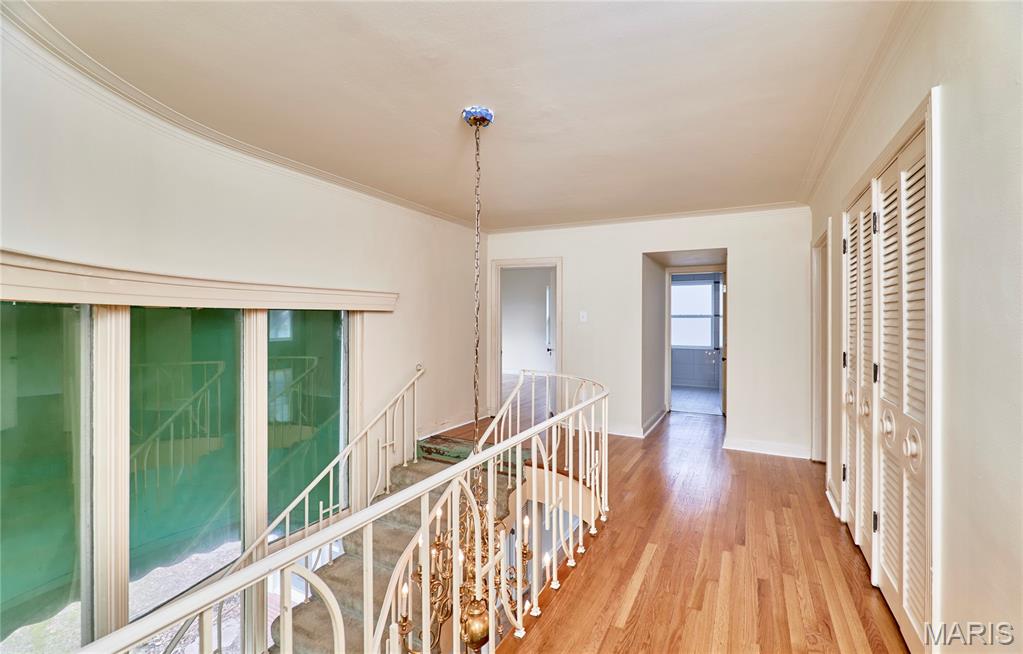Bellerive Acres - Residential