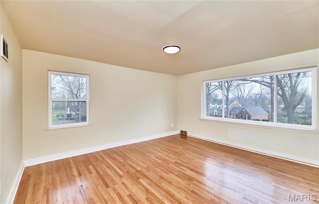 Bellerive Acres - Residential