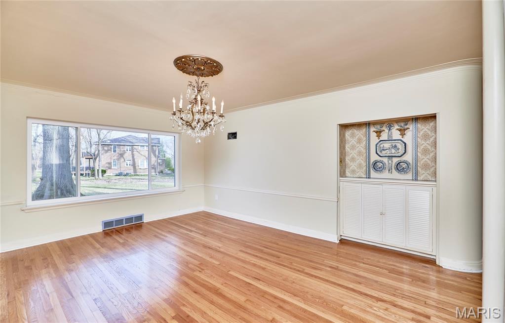 Bellerive Acres - Residential
