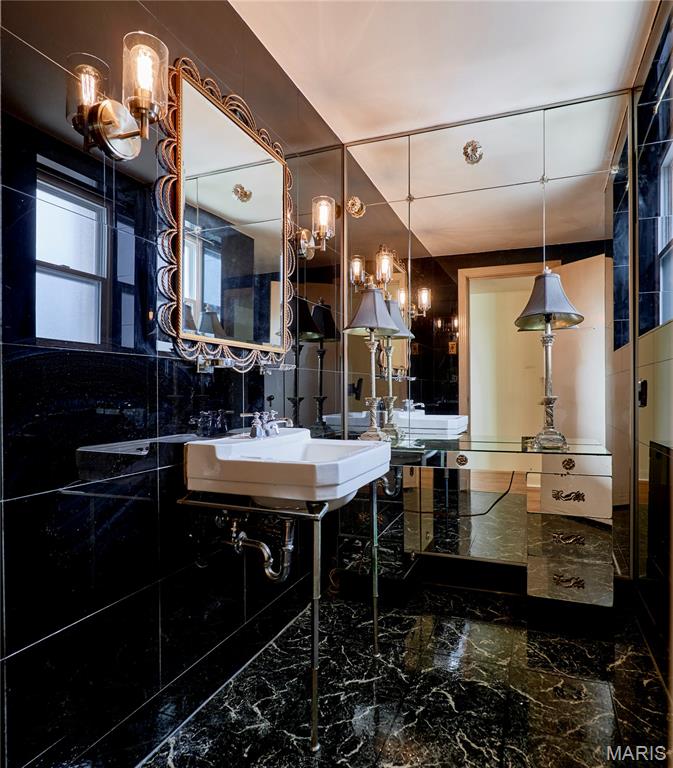 Bellerive Acres - Residential