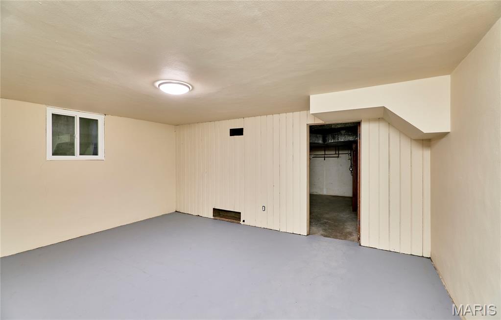 Bellerive Acres - Residential