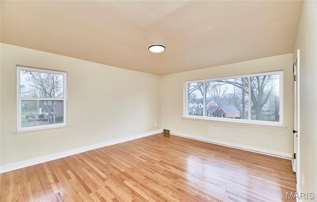 Bellerive Acres - Residential