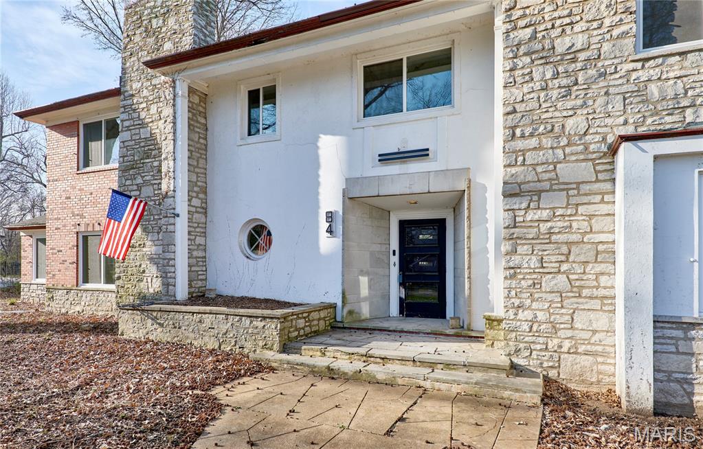 Bellerive Acres - Residential