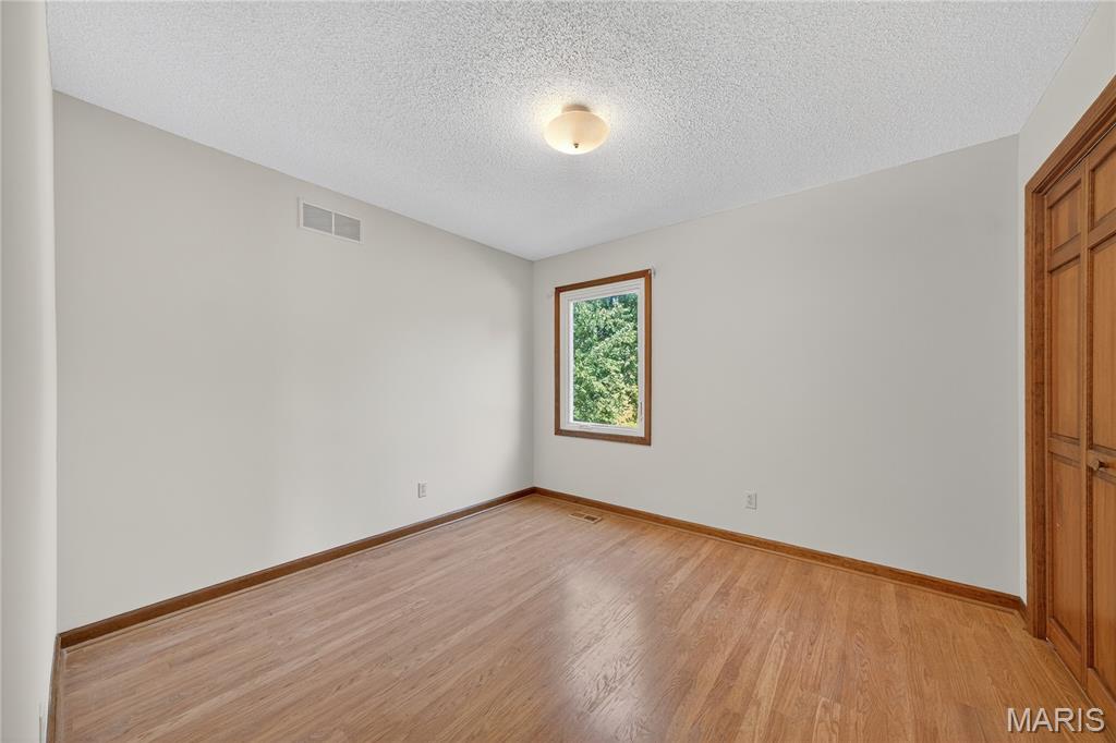 Washington, Missouri 63090, United States, 4 Bedrooms Bedrooms, ,4 BathroomsBathrooms,Residential,Pending,209044