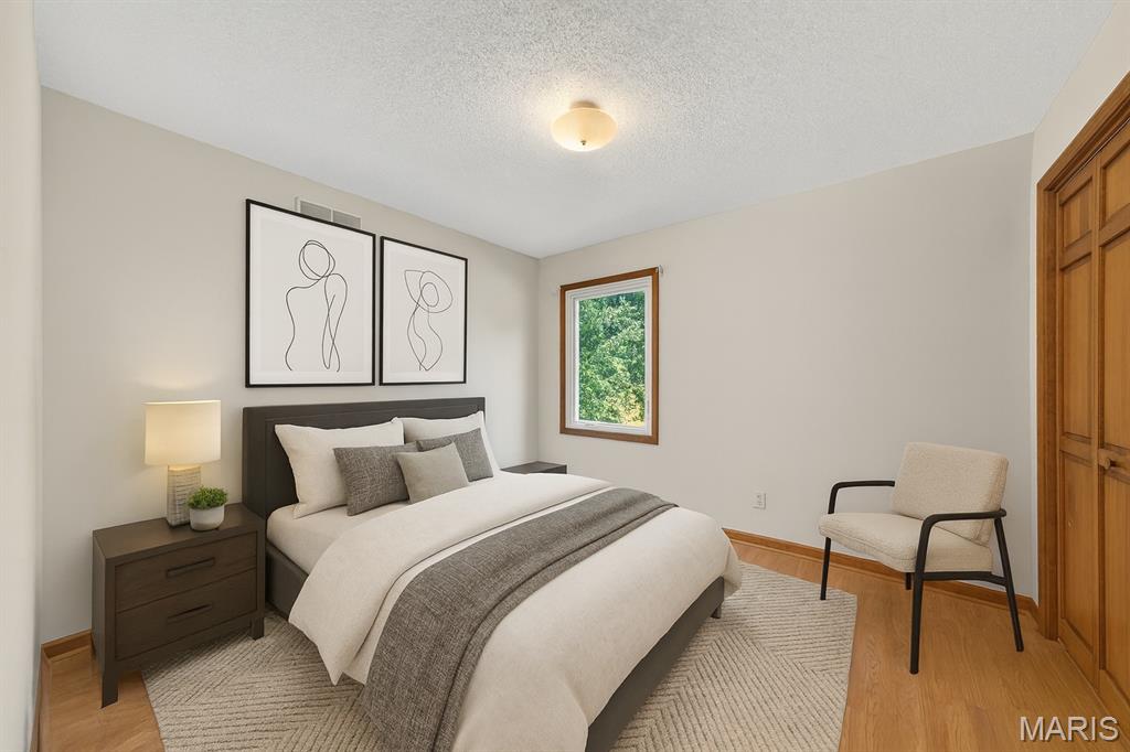 Washington, Missouri 63090, United States, 4 Bedrooms Bedrooms, ,4 BathroomsBathrooms,Residential,Pending,209044