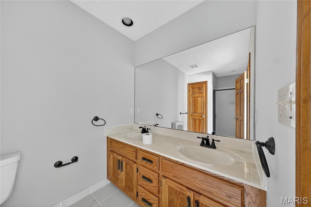 Washington, Missouri 63090, United States, 4 Bedrooms Bedrooms, ,4 BathroomsBathrooms,Residential,Pending,209044