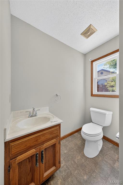 Washington, Missouri 63090, United States, 4 Bedrooms Bedrooms, ,4 BathroomsBathrooms,Residential,Pending,209044