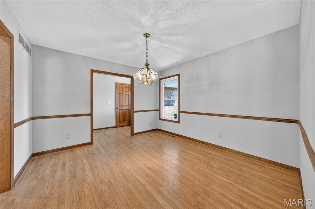 Washington, Missouri 63090, United States, 4 Bedrooms Bedrooms, ,4 BathroomsBathrooms,Residential,Pending,209044