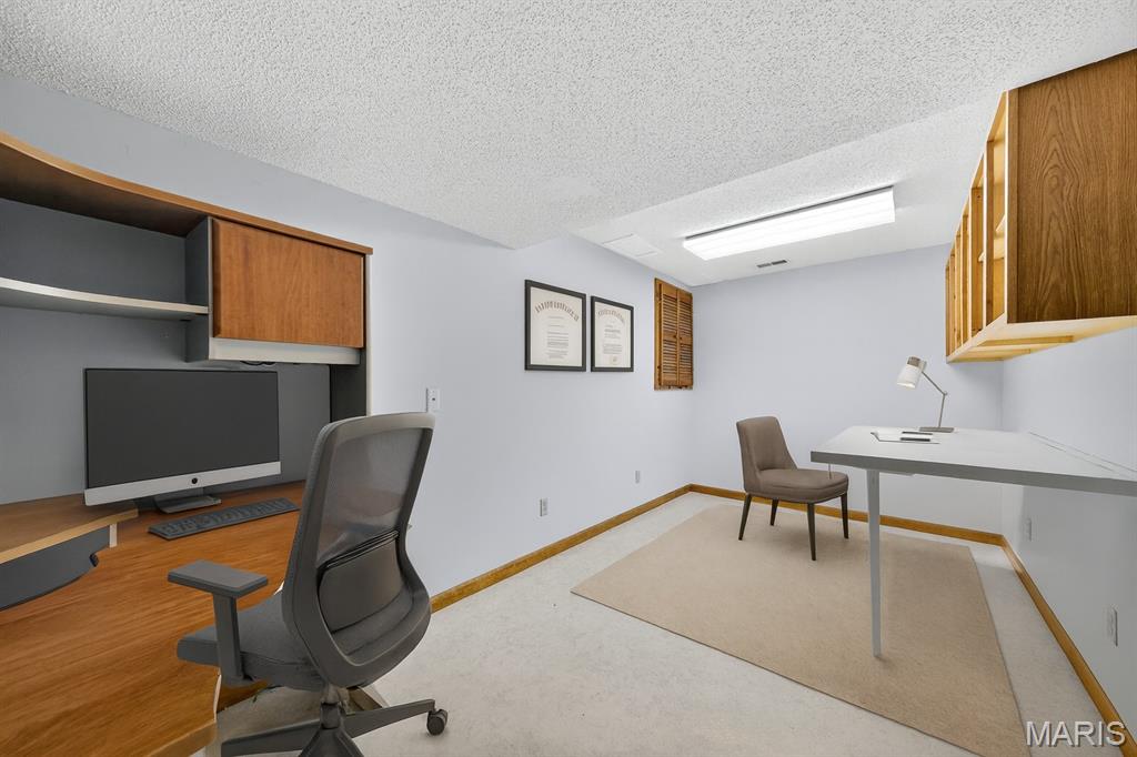 Washington, Missouri 63090, United States, 4 Bedrooms Bedrooms, ,4 BathroomsBathrooms,Residential,Pending,209044