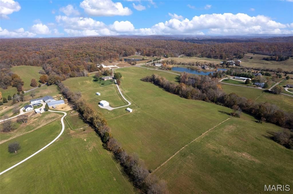 Photo of 3065 County Road 638 Tract 3, Cape Girardeau, MO 63701 (MLS # 25080234)