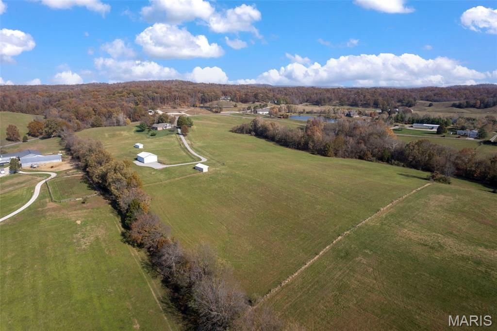 Photo of 3065 County Road 638 Tract 3, Cape Girardeau, MO 63701 (MLS # 25080234)