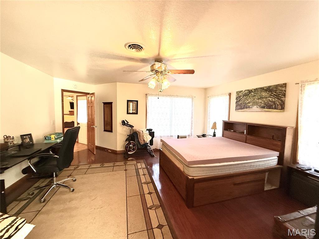 Boss Lake - Residential