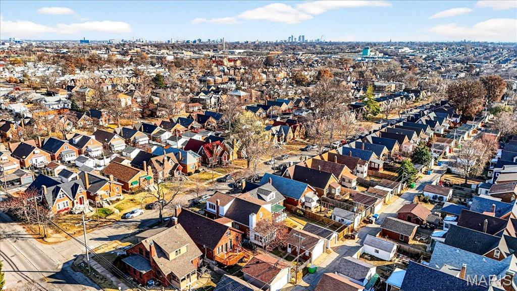 St Louis, Missouri 63109, United States, 2 Bedrooms Bedrooms, ,1 BathroomBathrooms,Residential,Pending,253461