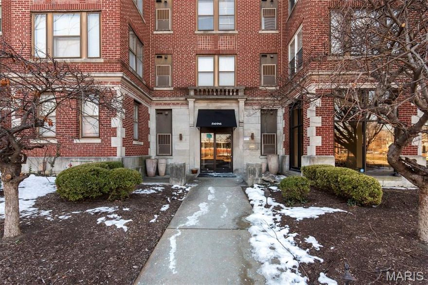 Check out this modern 1st floor 1br/1ba condo in the heart of the city. This unit features an open floor plan with lots of natural light, a contemporary kitchen with granite countertops, stainless steel appliances, and space for an in-unit washer/dryer combo. The spacious bedroom suite features ample storage, and the attached full bath includes ceramic tile floors, shower, and large vanity. New luxury vinyl plank flooring installed throughout the unit (2026), new bathroom vanity top and faucet (2026) and entire unit was just freshly painted (2026). Building amenities include: One assigned and gated parking space, secure building entry, fitness center, lounge, kitchen/pantry area, free laundry rooms on each floor, elevator, and private storage locker in basement. Seasonal pool available for additional fee. Close to Forest Park, Metrolink, The Loop Trolley, Wash U, Barnes Hospital, restaurants and so much more!