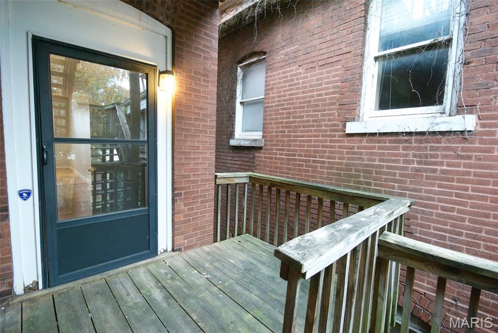 St Louis, Missouri 63108, United States, 2 Bedrooms Bedrooms, ,1 BathroomBathrooms,Residential,Active,163095