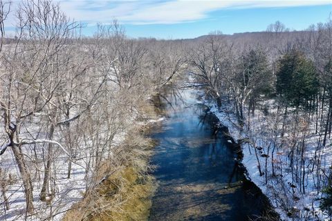 3 Jackal Road Potosi MO 63664