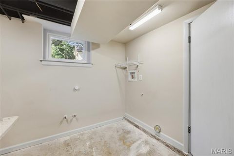 Tiny photo for 8361 Big Bend Boulevard, Webster Groves, MO 63119 (MLS # 25067127)