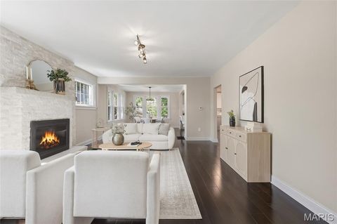 Tiny photo for 8361 Big Bend Boulevard, Webster Groves, MO 63119 (MLS # 25067127)