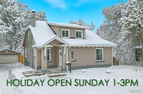 Photo of 8361 Big Bend Boulevard, Webster Groves, MO 63119 (MLS # 25067127)