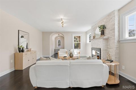Tiny photo for 8361 Big Bend Boulevard, Webster Groves, MO 63119 (MLS # 25067127)