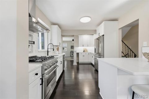 Tiny photo for 8361 Big Bend Boulevard, Webster Groves, MO 63119 (MLS # 25067127)