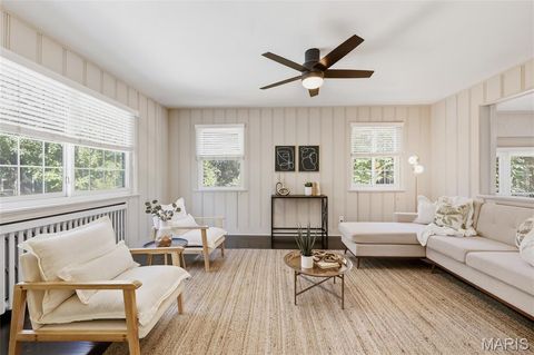 Tiny photo for 8361 Big Bend Boulevard, Webster Groves, MO 63119 (MLS # 25067127)