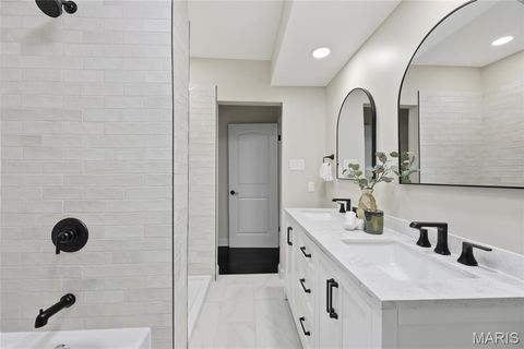 Tiny photo for 8361 Big Bend Boulevard, Webster Groves, MO 63119 (MLS # 25067127)