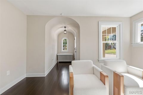 Tiny photo for 8361 Big Bend Boulevard, Webster Groves, MO 63119 (MLS # 25067127)