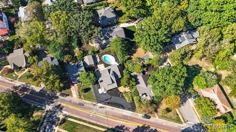 Tiny photo for 8361 Big Bend Boulevard, Webster Groves, MO 63119 (MLS # 25067127)