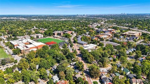 Tiny photo for 8361 Big Bend Boulevard, Webster Groves, MO 63119 (MLS # 25067127)